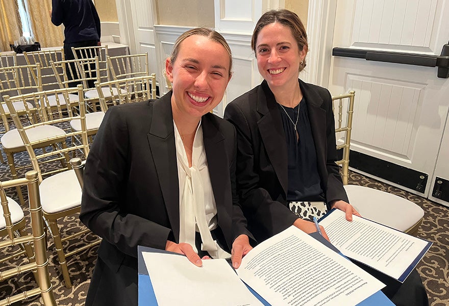 Maeve Anderson (left) and Ana Mackay Peltzer