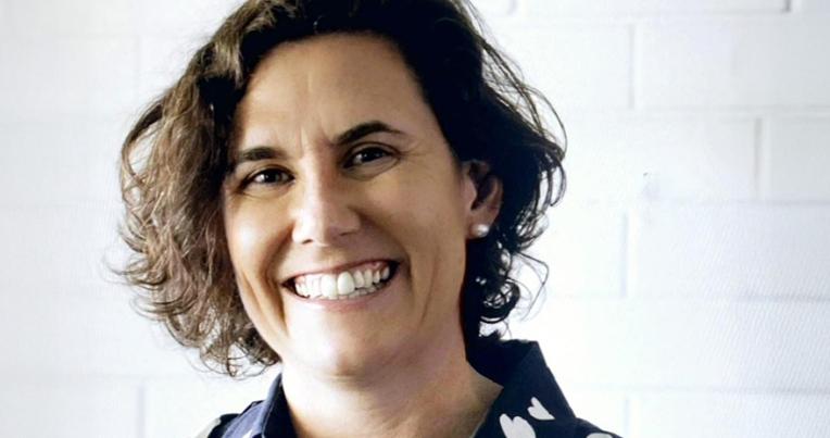 Julia Powles