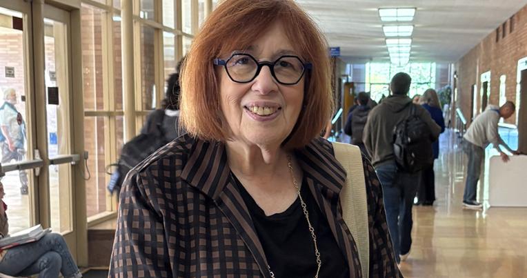 Linda Greenhouse